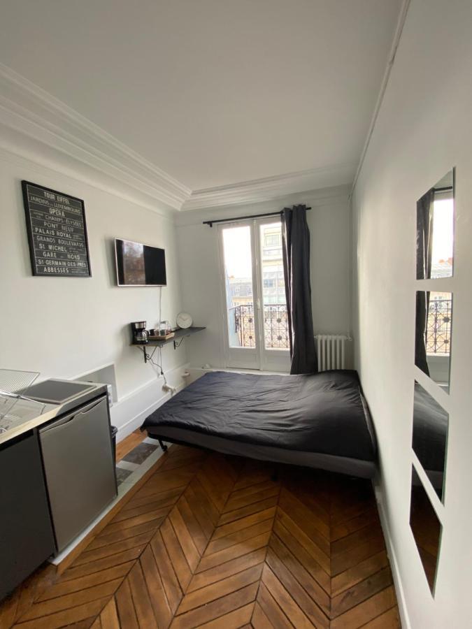The Eiffel Tower Room Париж Екстер'єр фото